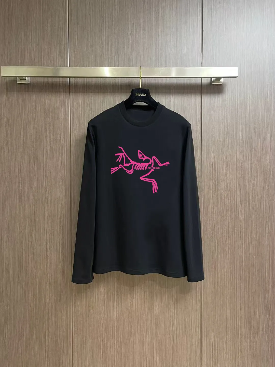 《𝙉𝙚𝙬🤍🖤 》 2026 New Arrival T ， ， logo ， Breathable ， ， ， ， ， ， ， ， ， ！ ：White Black Sizes： S M L XL XXL ：50.5 53 55 58 60 ： 69 71 73 75 77 ： 48 50.5 53 55.5 58 ： 58 59 60 60 61 ， 1-3CM